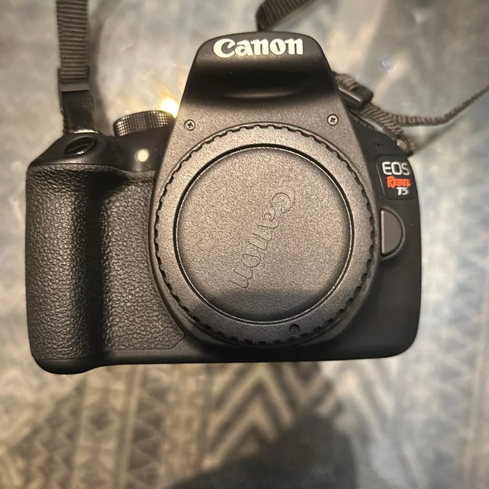 Canon EOS Rebelts EOS 1200 D
